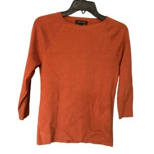 Knit Ann Taylor 3/4 sleeve crewneck sweater in a Burnt Orange Size Medium